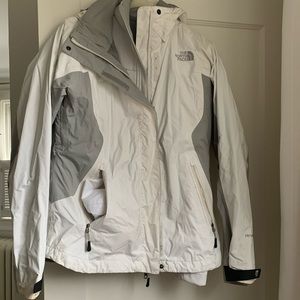 North face ski jacket with liner
